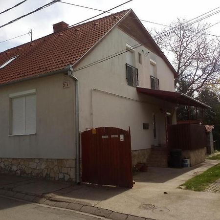 Budai Vam Apartmanhaz Pécs Zewnętrze zdjęcie