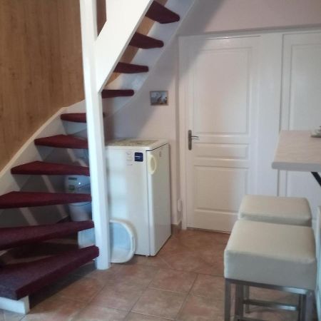 Budai Vam Apartmanhaz Pécs Zewnętrze zdjęcie