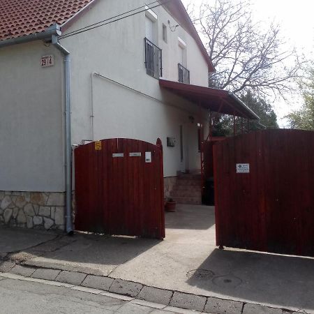 Budai Vam Apartmanhaz Pécs Zewnętrze zdjęcie