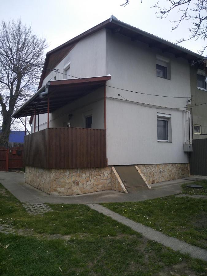 Budai Vam Apartmanhaz Pécs Zewnętrze zdjęcie