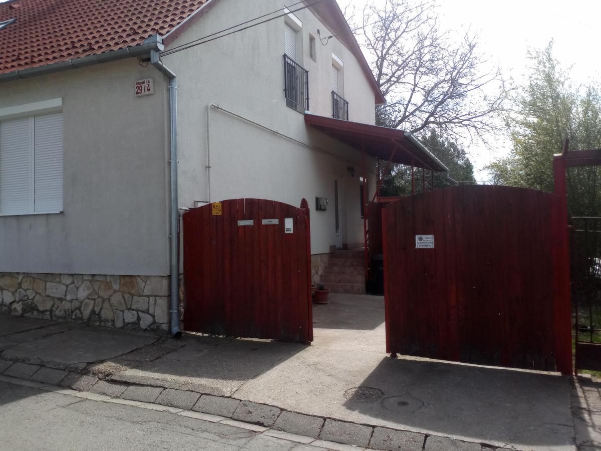 Budai Vam Apartmanhaz Pécs Zewnętrze zdjęcie
