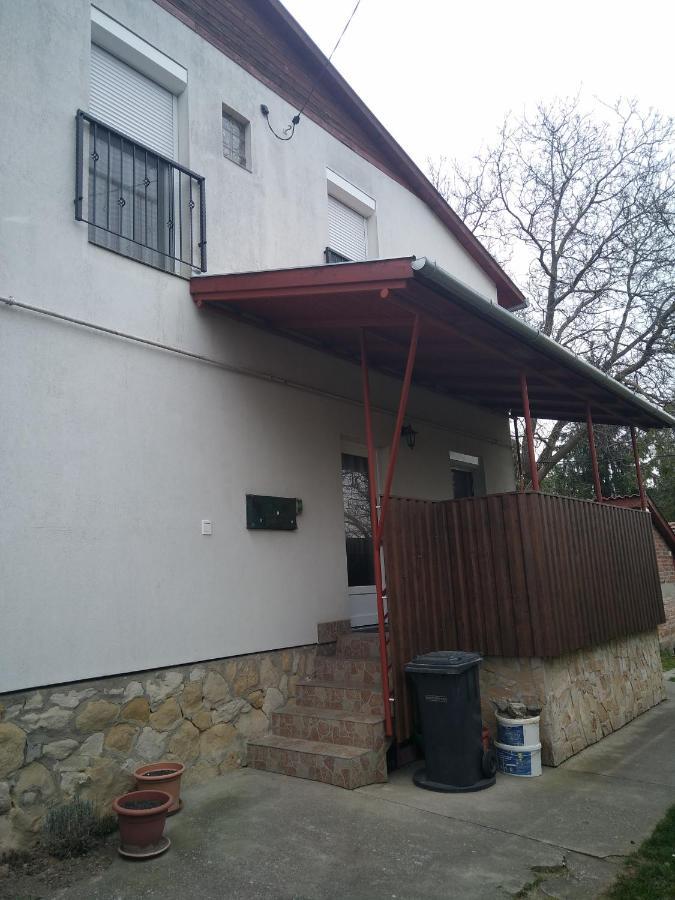 Budai Vam Apartmanhaz Pécs Zewnętrze zdjęcie