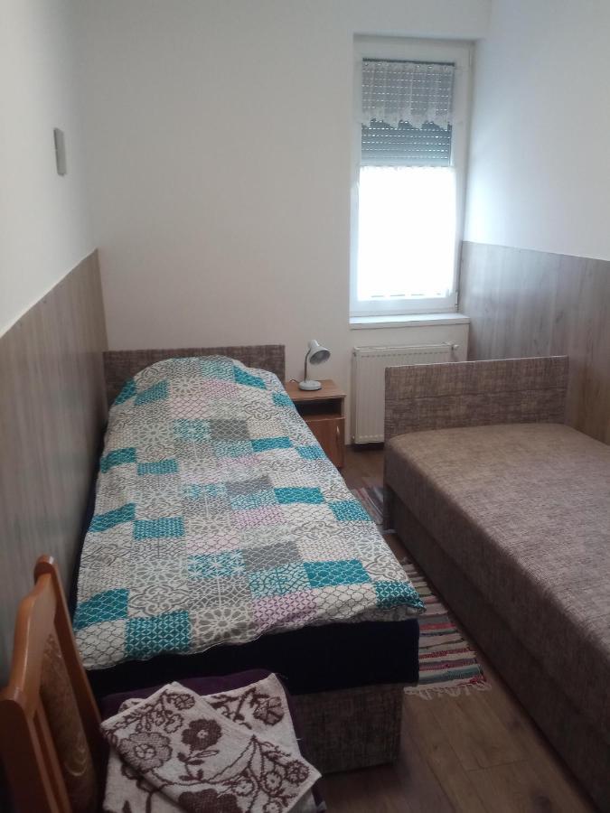 Budai Vam Apartmanhaz Pécs Zewnętrze zdjęcie