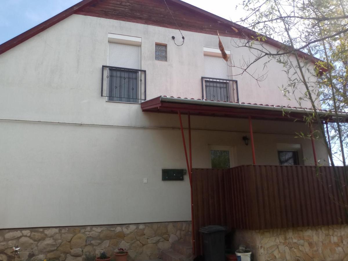 Budai Vam Apartmanhaz Pécs Zewnętrze zdjęcie